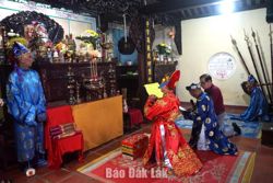 Giữ nếp xưa giữa đời sống mới