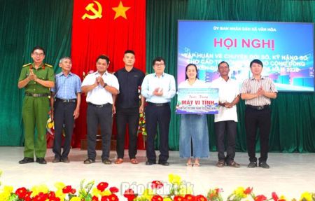 Vân Hòa tập huấn chuyển đổi số, kỹ năng số cho các tổ công nghệ số cộng đồng