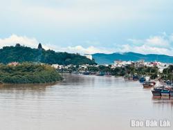 Xôn xang tháng Chạp