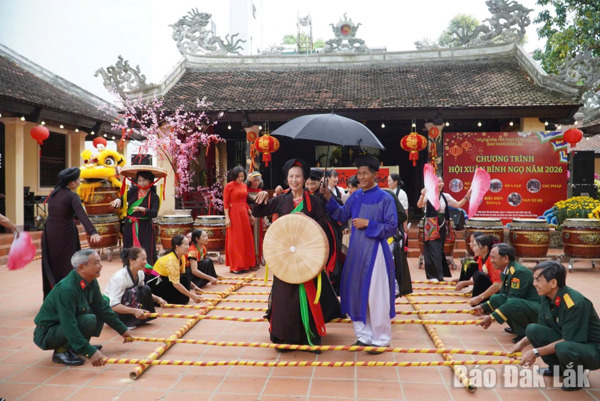 Rộn ràng không khí "Hội Xuân Bính Ngọ 2026" tại Đình Lạc Giao