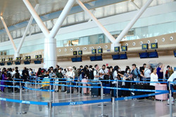 Siết trách nhiệm hãng bay để hạn chế chậm, trễ chuyến