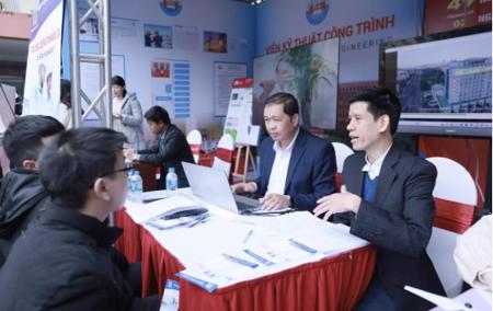 Tuyển sinh đại học 2026: Cân nhắc kỹ khi chọn ngành, chọn trường