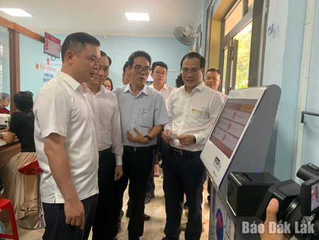 Bàn đạp chuyển đổi số