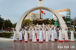 Phát động “Tuần lễ Áo dài” từ ngày 1/3 đến 8/3