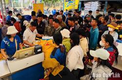 Không để ai thiếu Tết