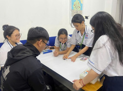 Không công bố đề thi minh họa tốt nghiệp: Học sinh căng thẳng, phụ huynh lo lắng