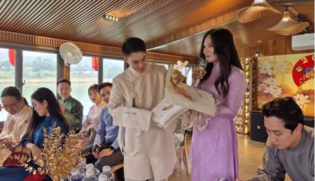 Cơn sốt áo dài Tết 2026: 2 triệu đơn hàng trên TikTok Shop trong 1 tháng