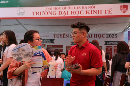 Xét học bạ vào đại học trước ngưỡng điều chỉnh mới
