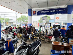 Bảo đảm nguồn cung xăng dầu trước áp lực sức mua tăng đột biến