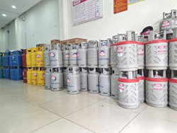 Vừa tăng 40.000 đồng/bình 12 kg, giá gas có thể tăng tiếp 70.000 đồng