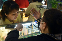 Giá vàng hôm nay, 17-3: Sụt giảm rất mạnh