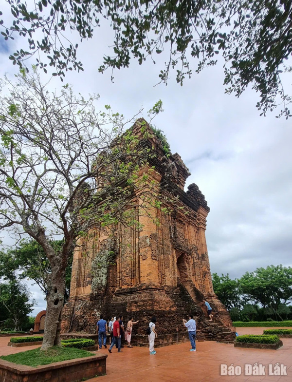 Kích cầu du lịch gắn với di sản văn hóa