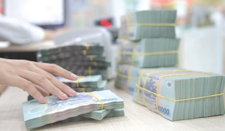 Lãi suất, tỷ giá cùng “nóng”