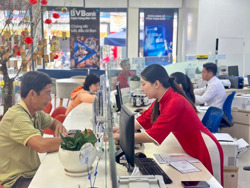 Thêm ngân hàng tăng lãi suất, có 350 triệu đồng, gửi tiết kiệm nhận lãi bao nhiêu?