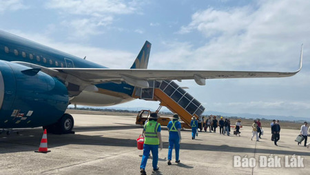 Tổng Công ty Hàng không Việt Nam tạm dừng khai thác đường bay Hải Phòng – Buôn Ma Thuột từ 1/4