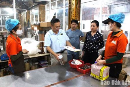 Quyết liệt giữ sạch thị trường thực phẩm từ gốc