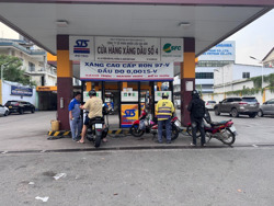 Chiến sự ở Trung Đông bắt đầu tác động đến thị trường xăng dầu Việt Nam