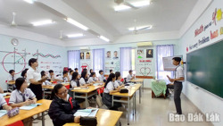 Cải cách kỳ thi và bài toán giáo dục ngoại ngữ