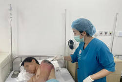 Nguy cơ nhiễm trùng từ thói quen tự điều trị tại nhà