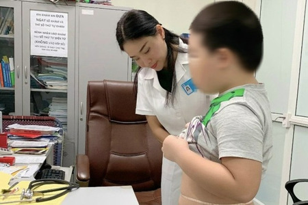 Hút thuốc, béo phì, ít vận động có thể bị giám sát sức khỏe