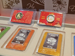 Sáng 9-3, giá vàng miếng SJC, vàng nhẫn rớt 2,5 triệu đồng/lượng