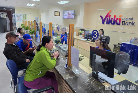 Mở rộng “cánh cửa” tín dụng tiêu dùng