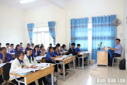 Kỳ thi tuyển sinh vào lớp 10 THPT năm học 2026 – 2027: Môn thi thứ ba là Ngoại ngữ