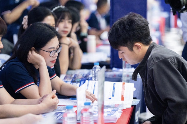 Chuẩn nghề nghiệp giảng viên đại học mới áp dụng cả ngoài công lập