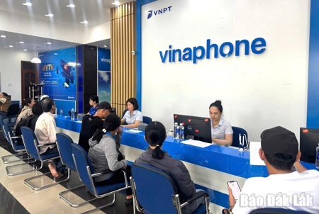 Hỗ trợ khách hàng chuẩn hóa thông tin thuê bao di động