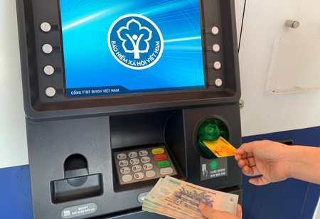 Lương hưu, trợ cấp tháng 5 lùi lịch sau kỳ nghỉ lễ 30-4, 1-5