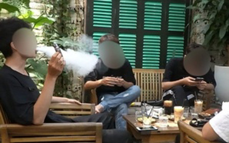 Cho hút thuốc lá điện tử tại chỗ có thể bị phạt tới 10 triệu đồng