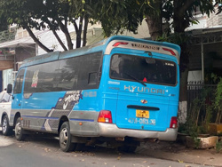 Xe khách bị "bỏ mặc” trước nhà dân suốt hơn 7 tháng