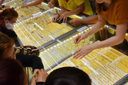 Giá vàng hôm nay, 22-4: Đảo chiều giảm mạnh
