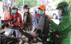 Giá xăng dầu tiếp tục giảm, dầu diesel giảm 1.159 đồng/lít