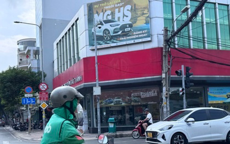 Đi một chuyến xe công nghệ, người dùng phải trả bao nhiêu loại phí?