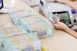 Thu ngân sách quý I vượt chi gần 300 nghìn tỷ đồng