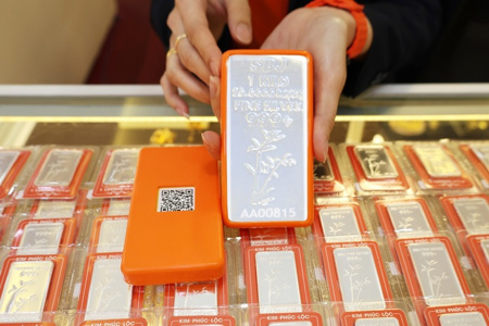 Giá bạc hôm nay 9-4: Bạc SBJ, Ancarat, Phú Quý rớt 3 triệu đồng mỗi kg