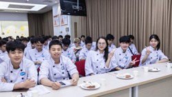 Chuẩn trường nghề siết tiêu chí việc làm