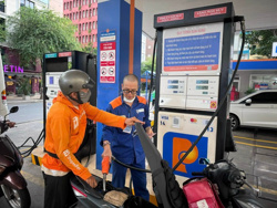 Xăng E10 sẵn sàng cung ứng