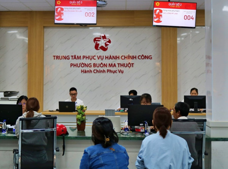 Phường Buôn Ma Thuột: Tỷ lệ giải quyết hồ sơ trước và đúng hạn trên 98%