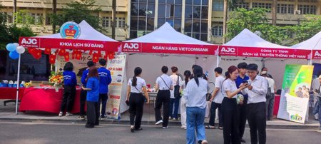 Hợp đồng lao động điện tử bắt buộc xác thực qua VNeID từ 1/7