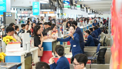 Bất ngờ tỉ lệ đúng giờ của hàng không dịp cao điểm 30-4