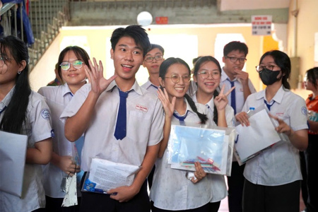 Thí sinh đăng ký thi THPT cao kỷ lục