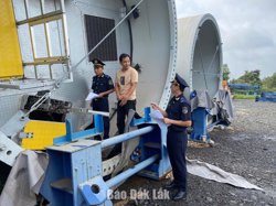Ngành hải quan đồng hành với doanh nghiệp xuất nhập khẩu
