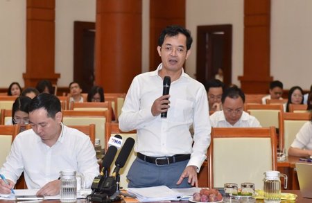 Bộ Tài chính nói về ưu đãi thuế để thúc đẩy sử dụng xăng E10