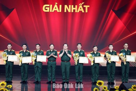 Đắk Lắk xuất sắc giành 1 giải Nhất, 1 giải Nhì tại Hội thi Báo cáo viên giỏi toàn quân