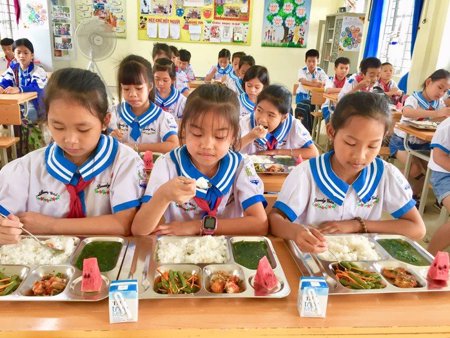 Học sinh sẽ được theo dõi dinh dưỡng, khám sức khỏe định kỳ