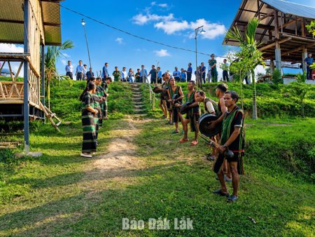 Tạo động lực tăng trưởng từ nội lực