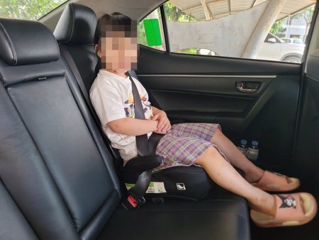 Từ 15/8, tài xế chở trẻ em không dùng ghế an toàn sẽ bị xử phạt