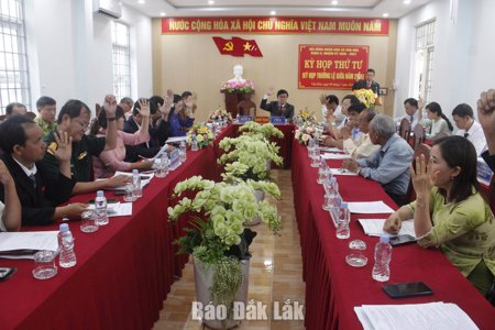 HĐND xã Vân Hòa thông qua 5 Nghị quyết quan trọng, thúc đẩy phát triển địa phương